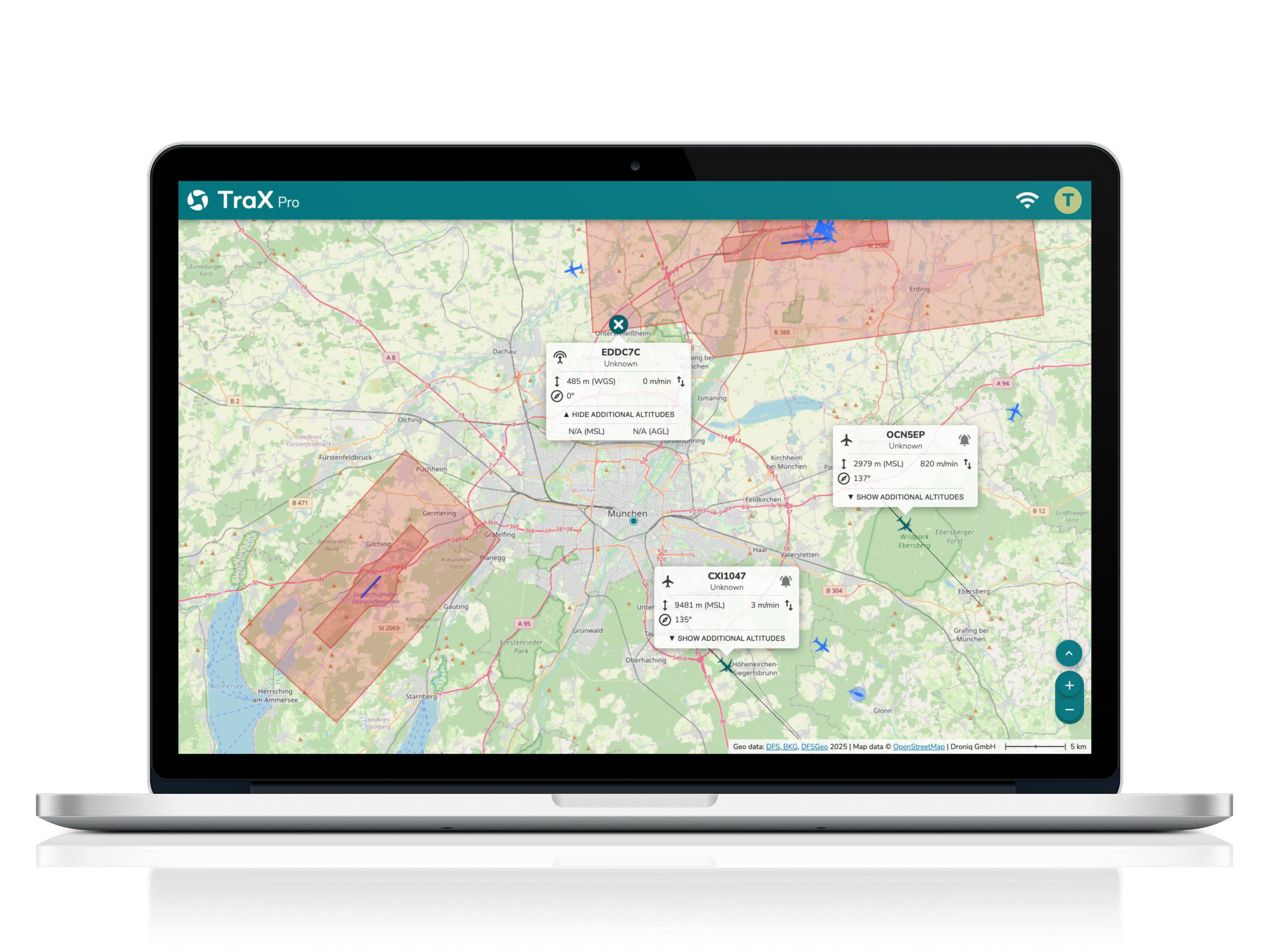 Mit der Web-App TraX Pro meistern Einsatzkräfte anspruchsvolle BOS-Szenarien zuverlässig und sicher. Ob Lageaufklärung, Vermisstensuche oder die Koordination mehrerer Drohnenteams in komplexen Einsatzlagen – TraX Pro bietet erweiterte Funktionen für professionelle Drohneneinsätze mit maximaler Übersicht und Sicherheit.